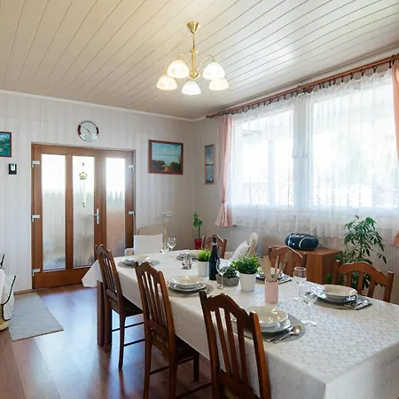 Vadkacsa Apartmanhaz Medencevel * Замарди