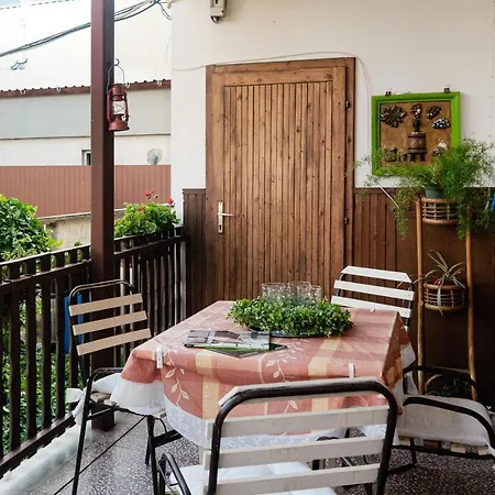 Vadkacsa Apartmanhaz Medencevel Замарди