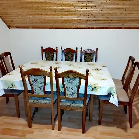 Apartment Vadkacsa Apartmanhaz Medencevel Zamardi