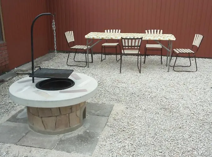 Vadkacsa Apartmanhaz Medencevel * Zamardi