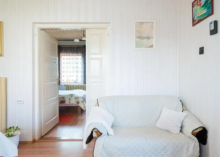 Apartment Vadkacsa Apartmanhaz Medencevel Zamardi